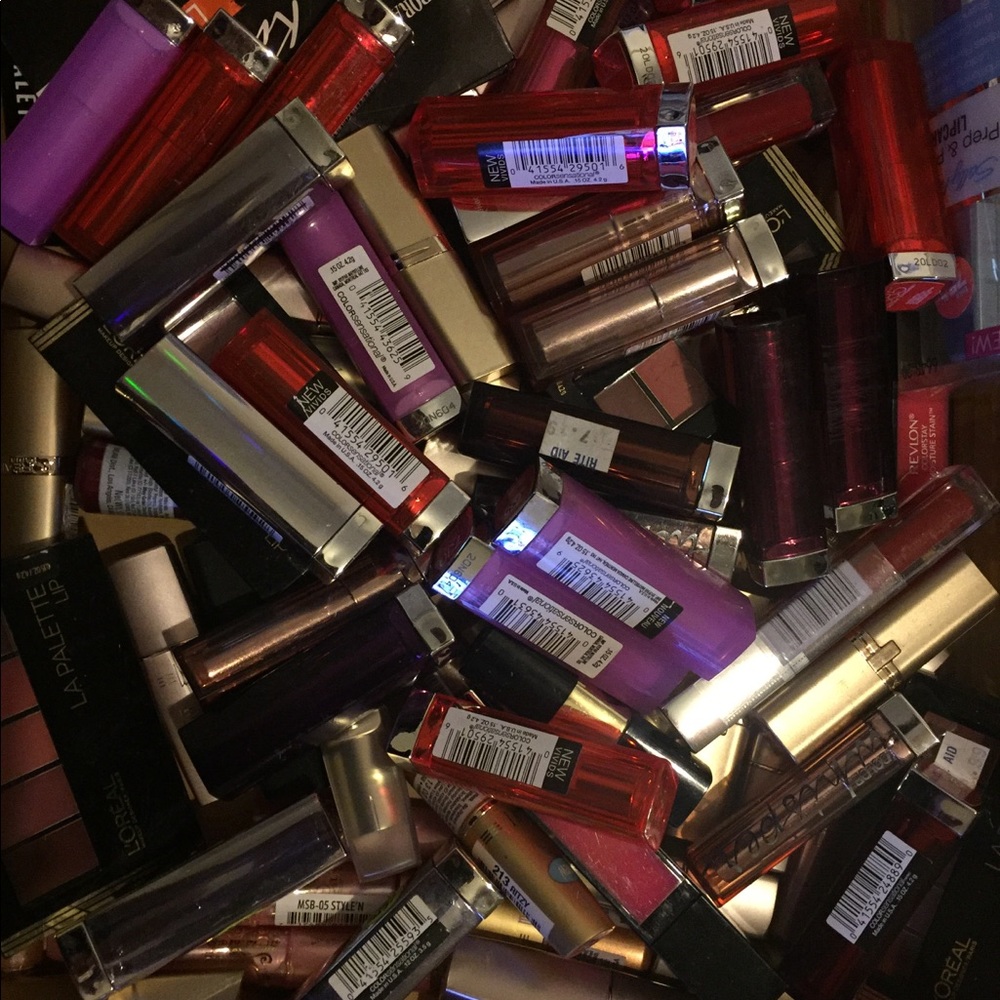 NEW! Mix lot 50 Brand names lipsticks, lipglosses.